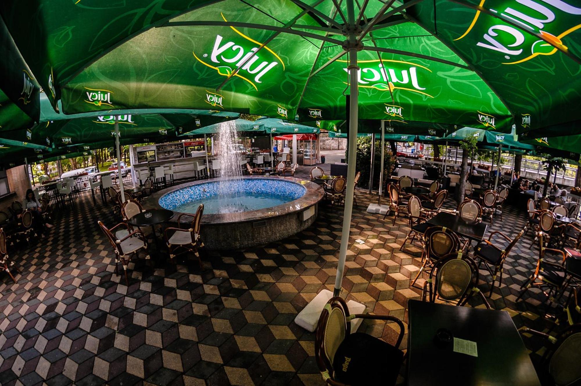 Hotel Paviljon Бихач Экстерьер фото